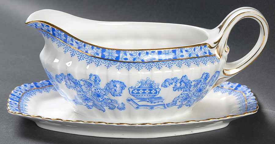 China Blau Gravy Boat with Attached Underplate by Tuppack-1