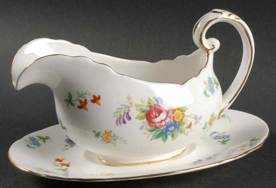 Bouquet Gravy Boat & Underplate by Tuscan - Royal Tuscan-1
