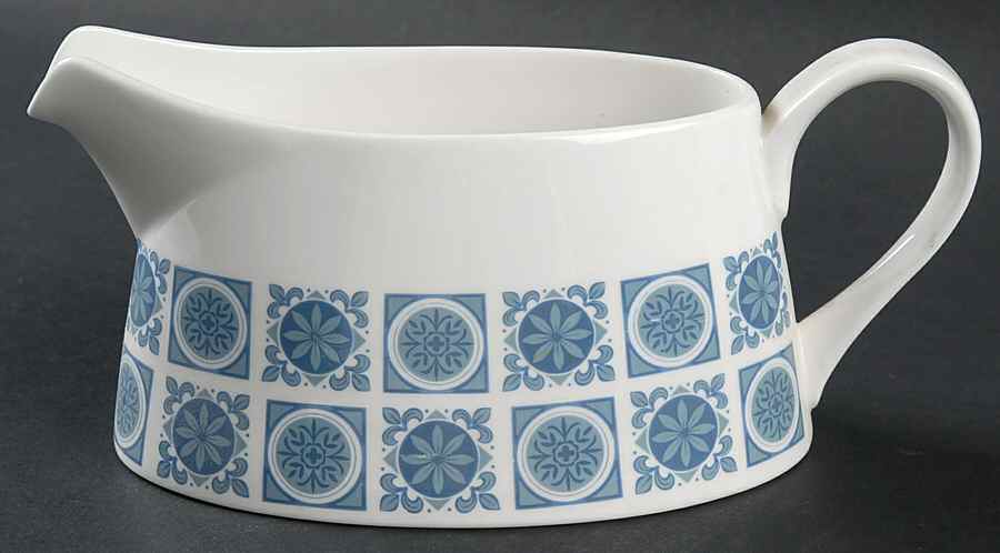 Charade Gravy Boat by Tuscan - Royal Tuscan-1