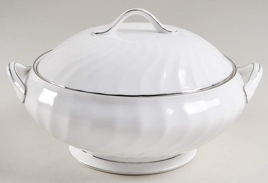 Claridge Round Covered Vegetable by Tuscan - Royal Tuscan-1