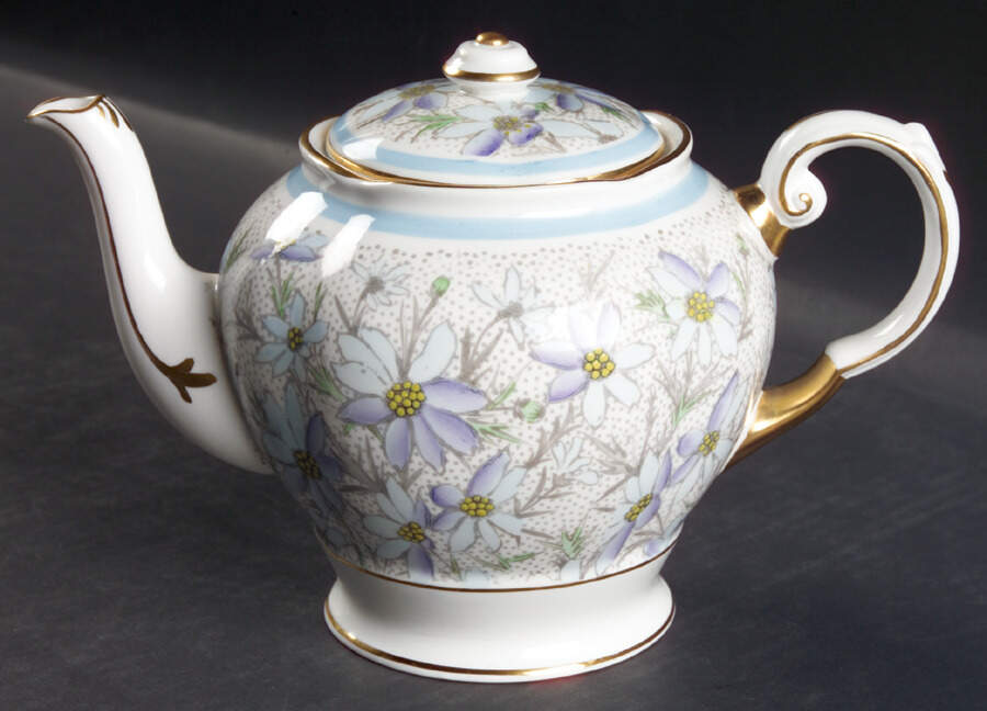 Devon Teapot & Lid by Tuscan - Royal Tuscan-1