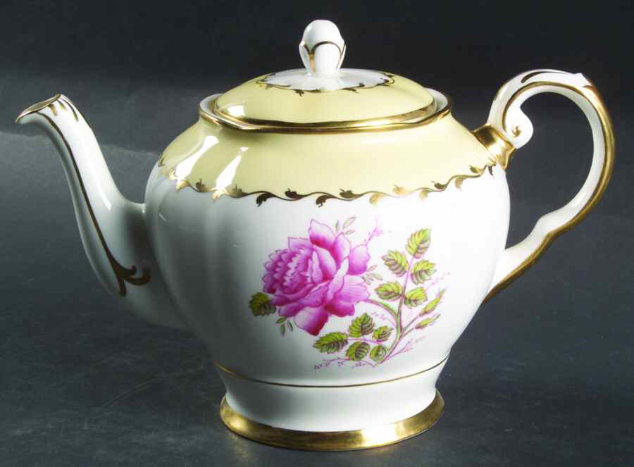 Dovedale Teapot & Lid by Tuscan - Royal Tuscan-1