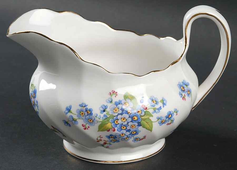 Forget Me Not Gravy Boat by Tuscan - Royal Tuscan-1