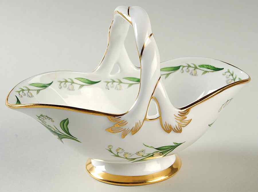 Maytime Oval Basket by Tuscan - Royal Tuscan-1