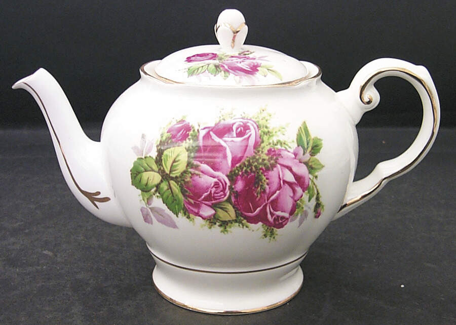 Moss Rose Teapot & Lid by Tuscan - Royal Tuscan-1