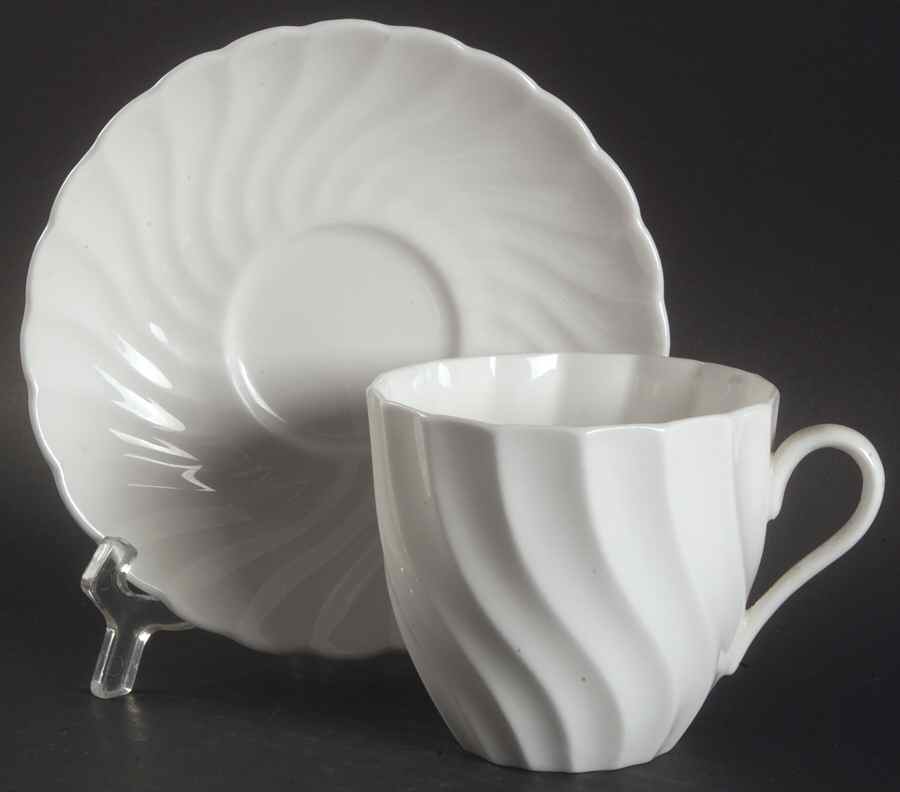 Whitecliffe Oversized Cup & Saucer Set by Tuscan - Royal Tuscan-1