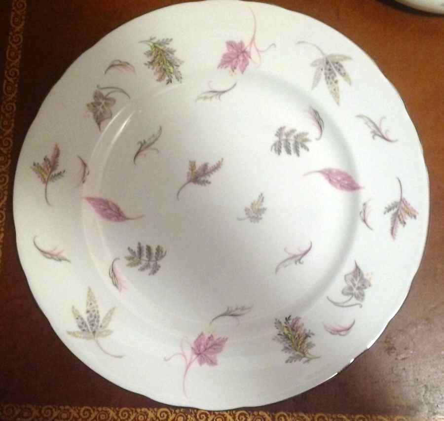 Windswept (Scalloped) Dinner Plate by Tuscan - Royal Tuscan-1