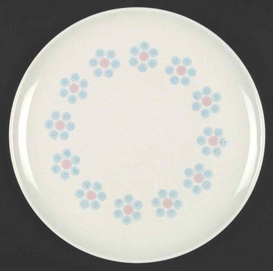Finlandia Dinner Plate by Taylor, Smith & Taylor (Ts&T)-1