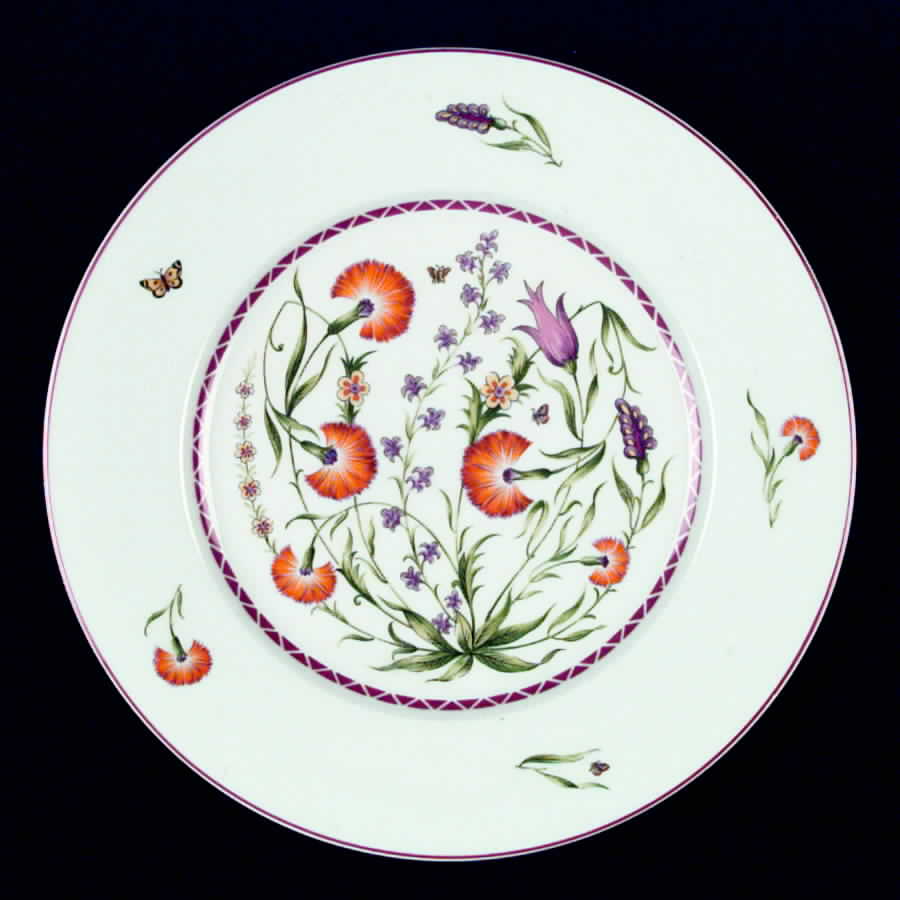 R6L5 Dinner Plate by Royal Limoges-1