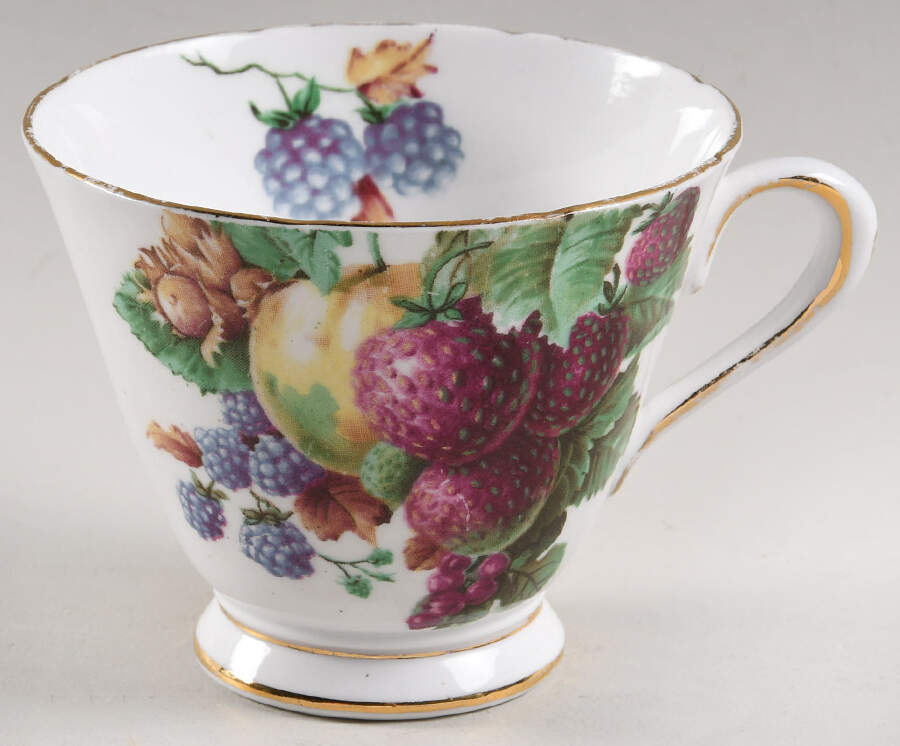 TUS29 Footed Cup by Tuscan - Royal Tuscan-1