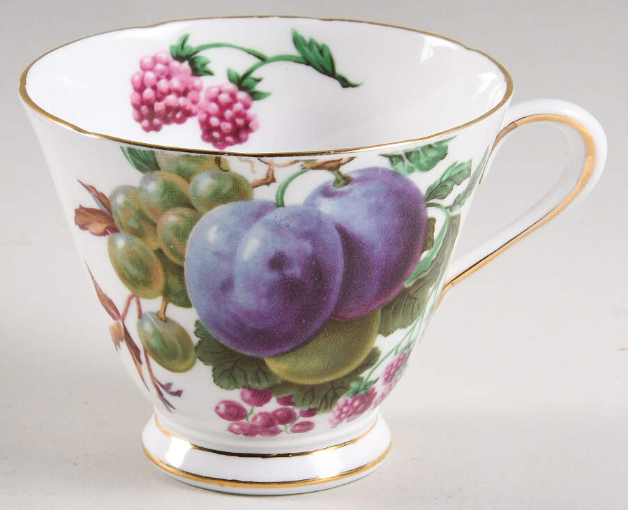 TUS29 Footed Cup by Tuscan - Royal Tuscan-1