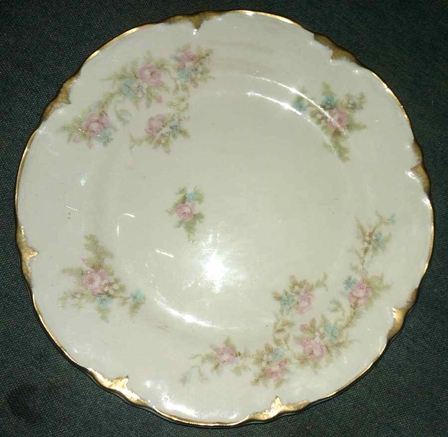 1696 Dessert/Pie Plate by Taylor, Smith & Taylor (Ts&T)-1