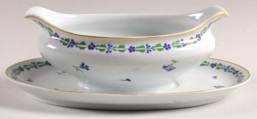 Villandry Gravy Boat with Attached Underplate by Tiffany-1