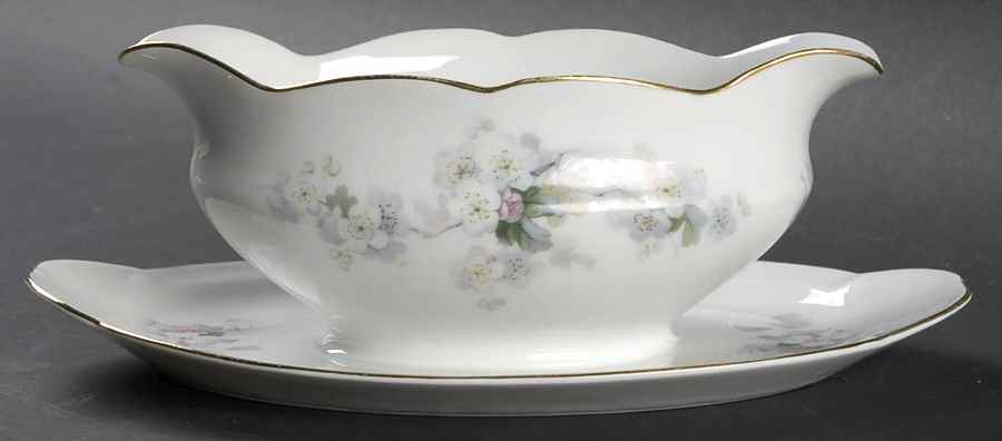 3214 Gravy Boat with Attached Underplate by Thomas-1