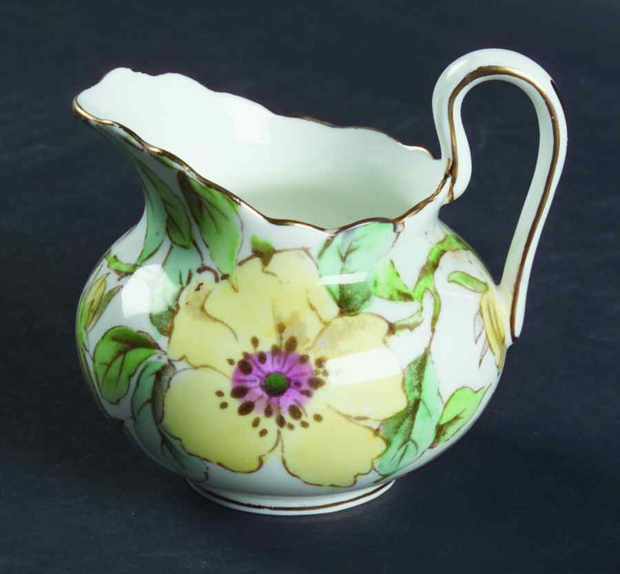 British Columbia Dogwood Mini Creamer by Tuscan - Royal Tuscan-1