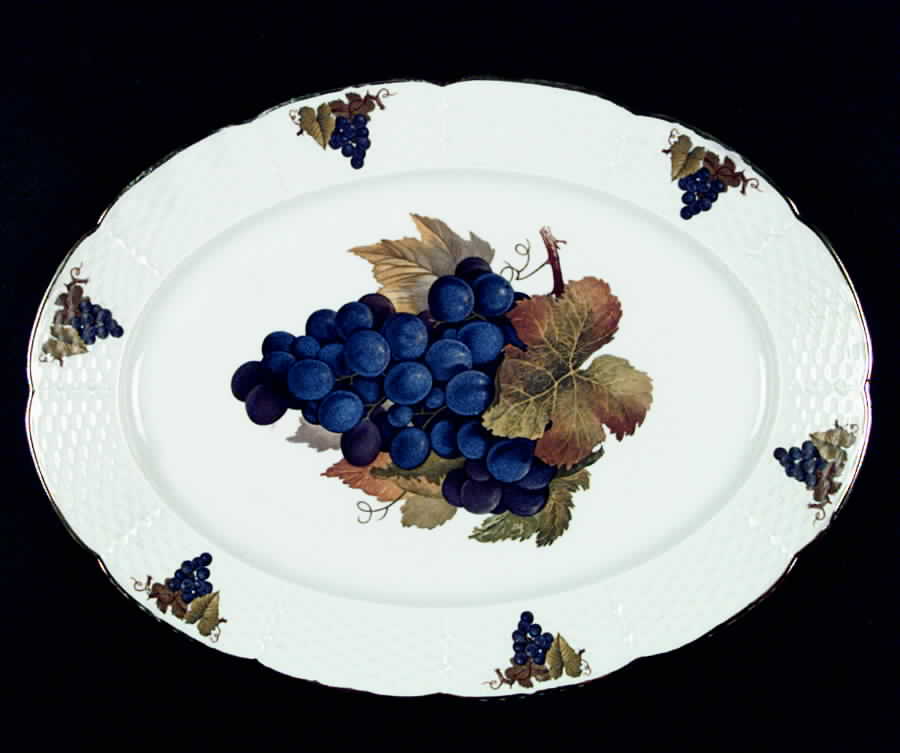 THU121 14" Oval Serving Platter by Thun-1