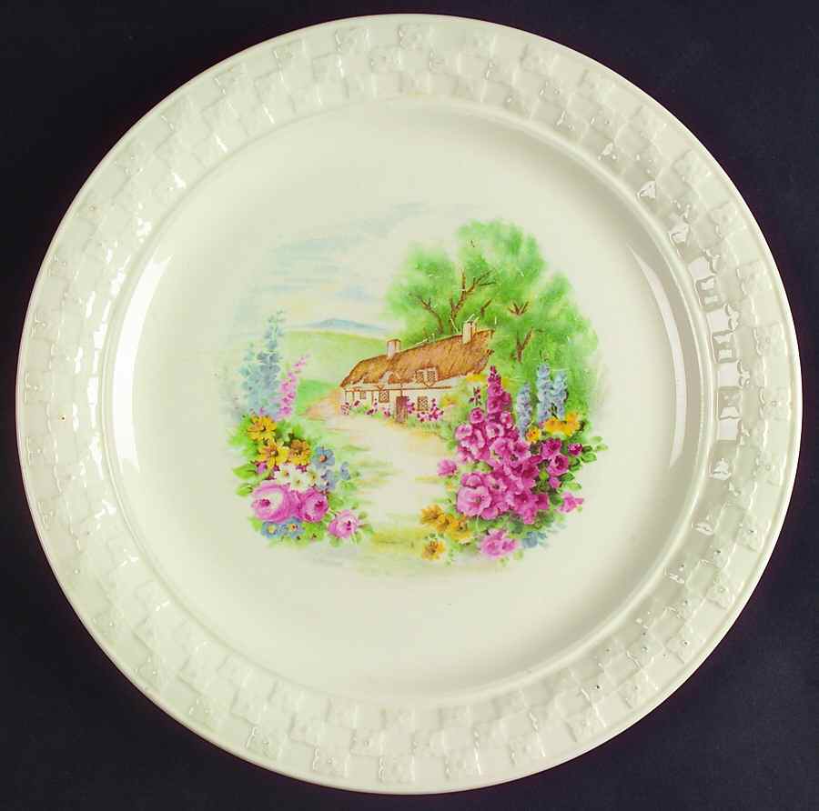 1293 1-2 Luncheon Plate by Taylor, Smith & Taylor (Ts&T)-1