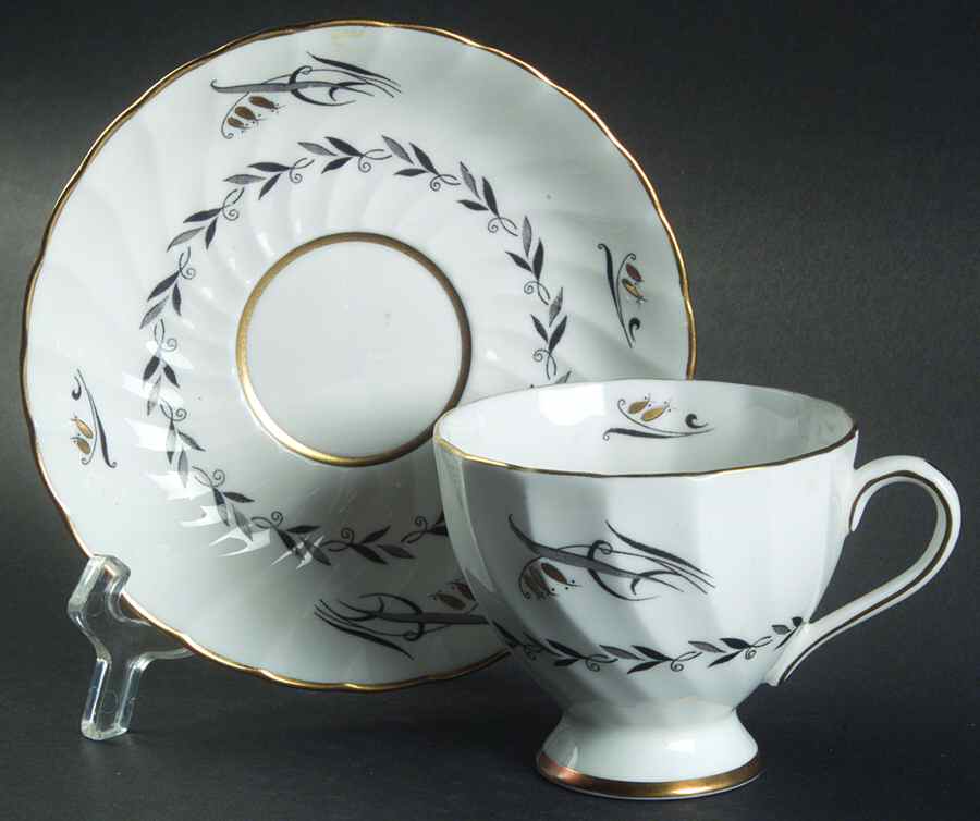 Elite Footed Cup & Saucer Set by Tuscan - Royal Tuscan-1