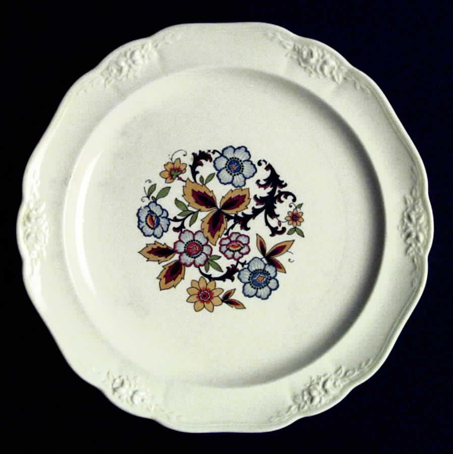 TST314 Luncheon Plate by Taylor, Smith & Taylor (Ts&T)-1