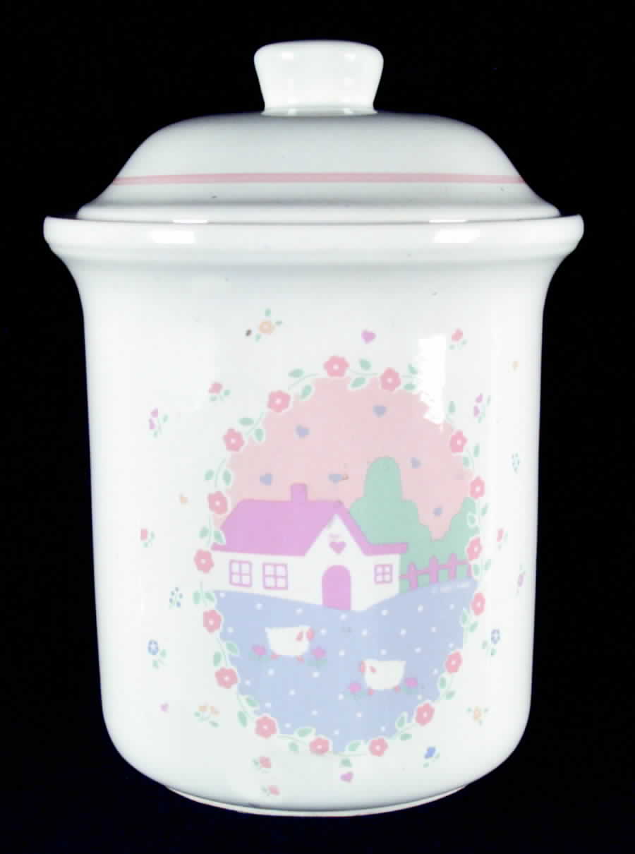 TCR6 Medium Canister & Lid by Treasure Craft-1