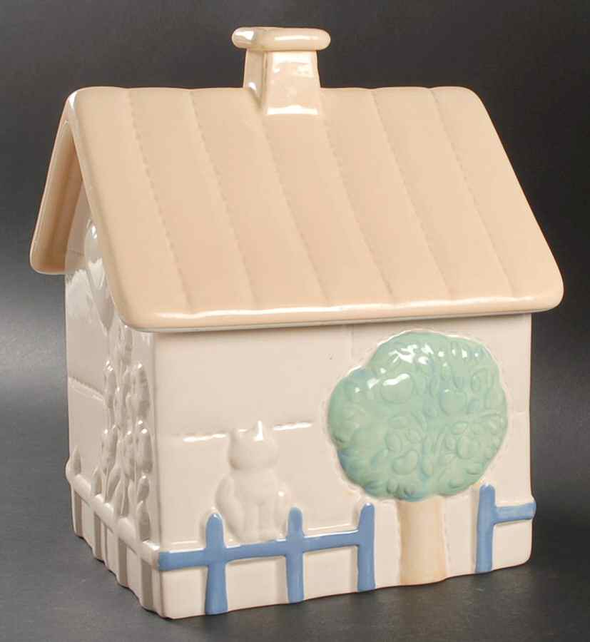 TCR6 Cookie Jar & Lid by Treasure Craft-1