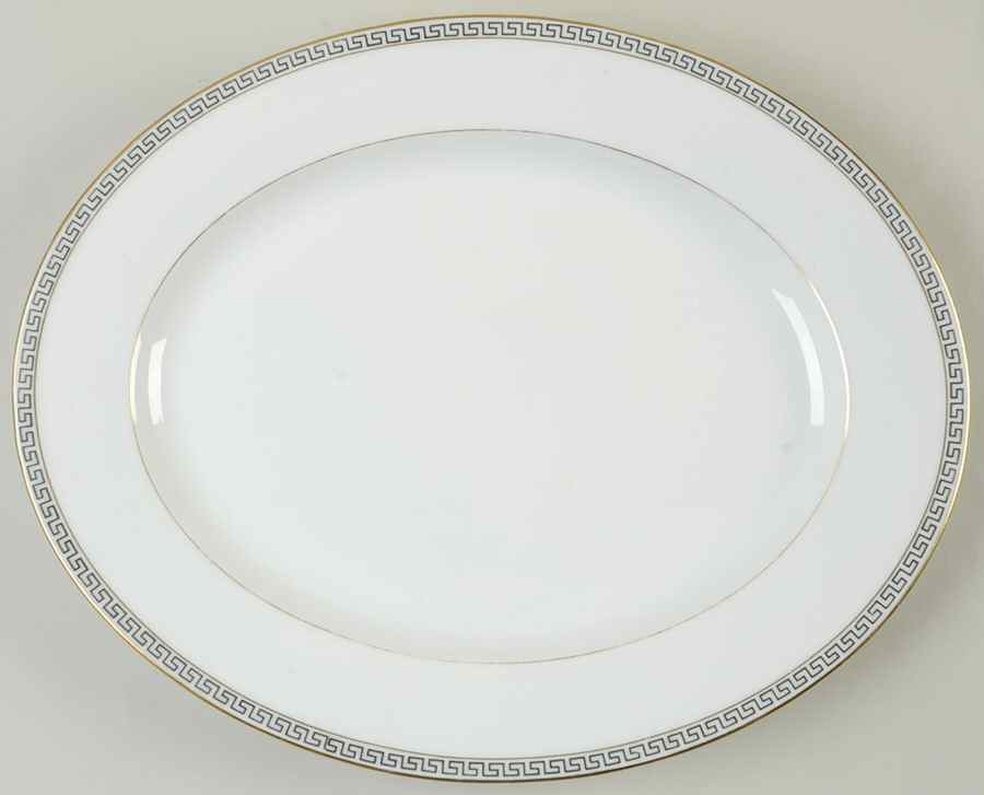4157 15" Oval Serving Platter by Tressemanes & Vogt-1
