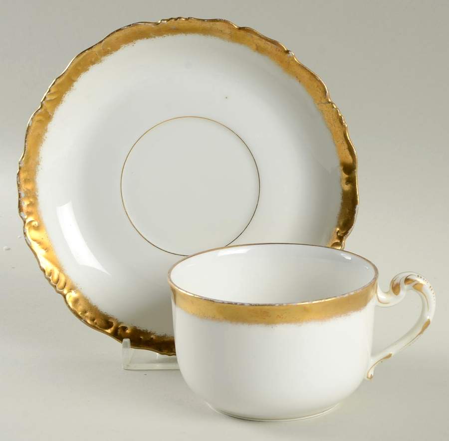 Wilmington Flat Cup & Saucer Set by Tressemanes & Vogt-1