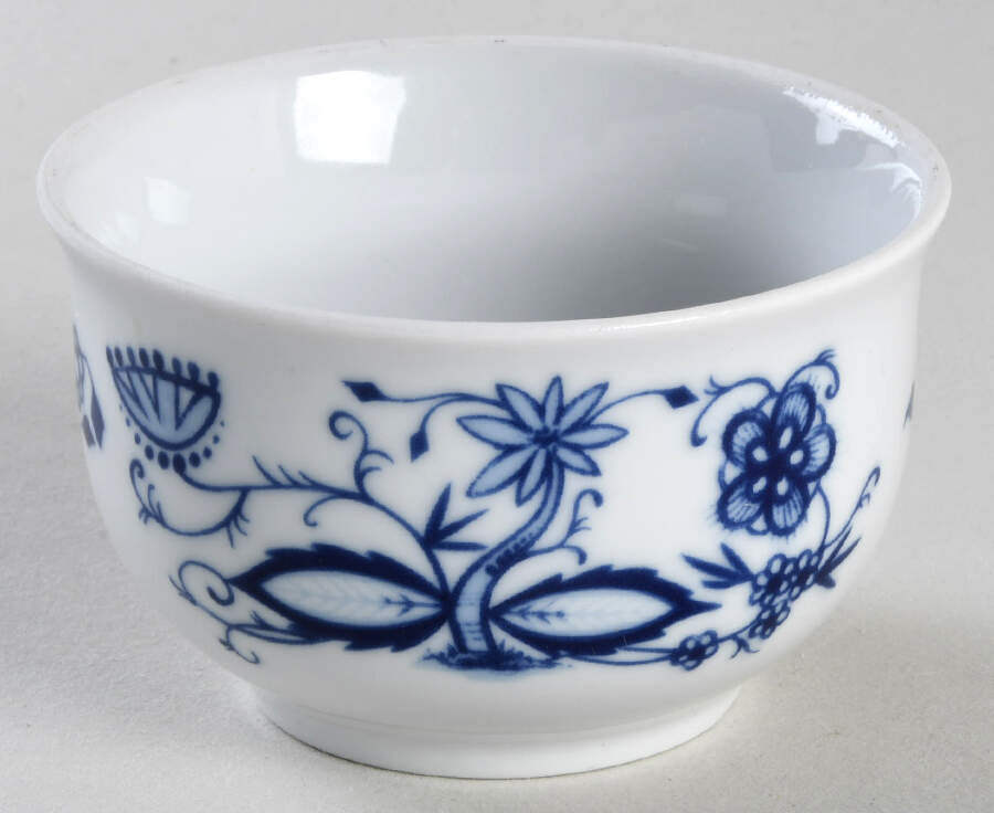 Zwiebelmuster Sugar Bowl No Lid by Triptis-1