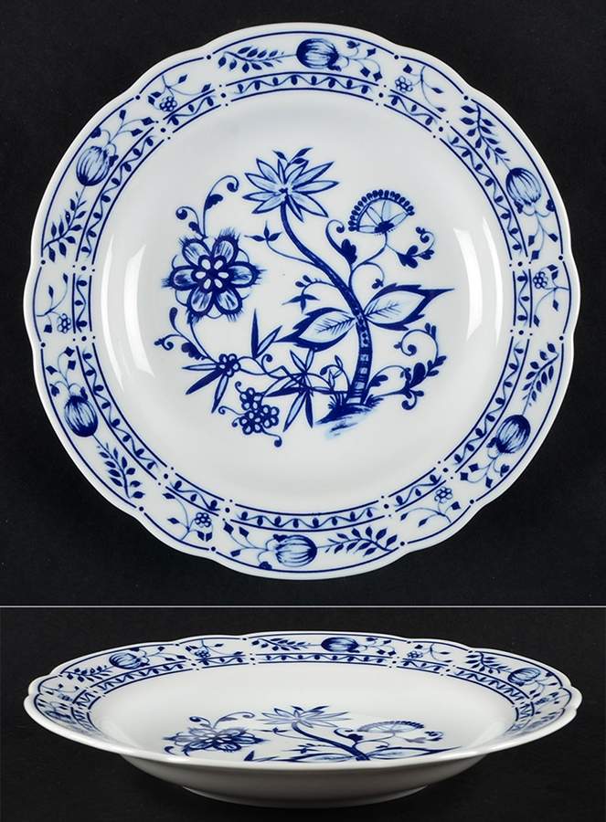 Zwiebelmuster Rim Soup Bowl by Triptis-1