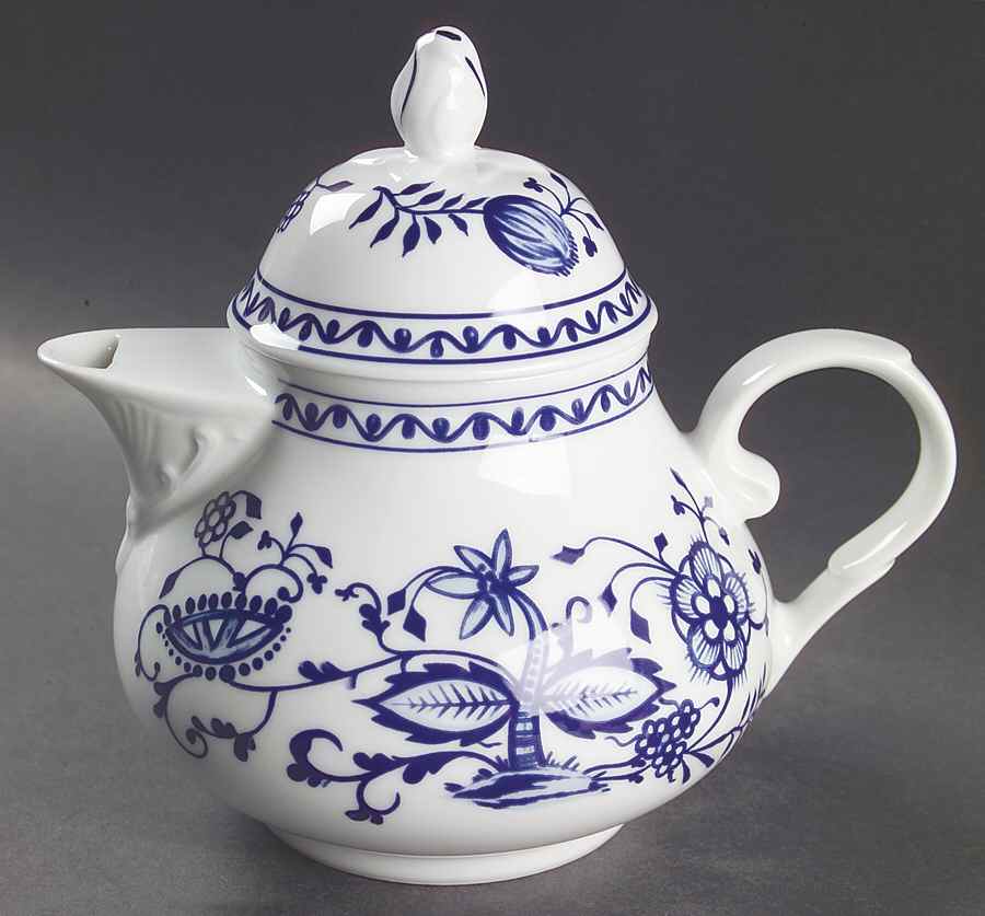 Zwiebelmuster Teapot & Lid by Triptis-1