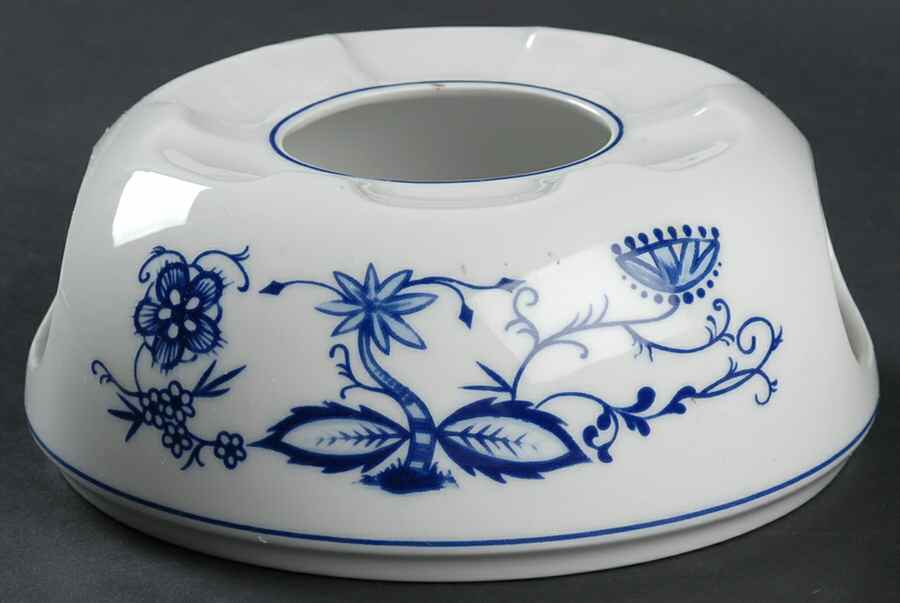 Zwiebelmuster China Warmer Stand by Triptis-1
