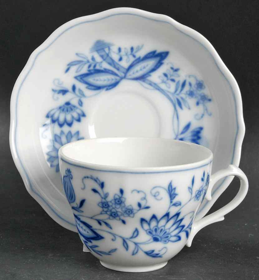 Blue Onion Flat Cup & Saucer Set by Tirschenreuth-1