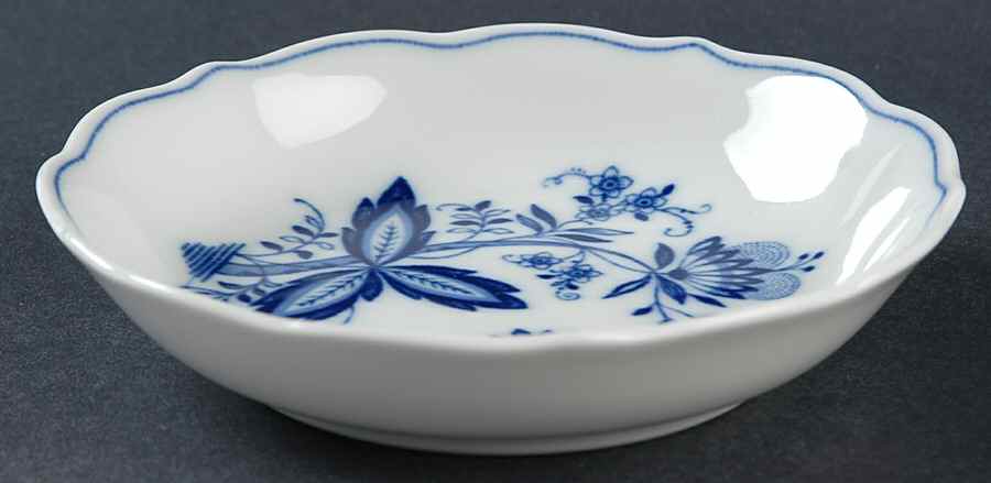 Blue Onion Fruit/Dessert (Sauce) Bowl by Tirschenreuth-1