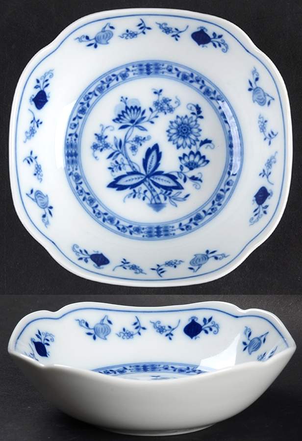 Blue Onion Fruit/Dessert (Sauce) Bowl by Tirschenreuth-1