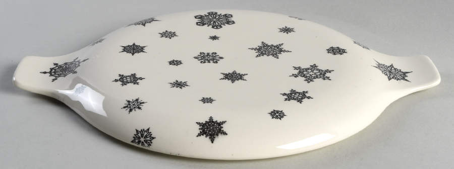 Midnight Lid for Round Vegetable by Taylor, Smith & Taylor (Ts&T)-1