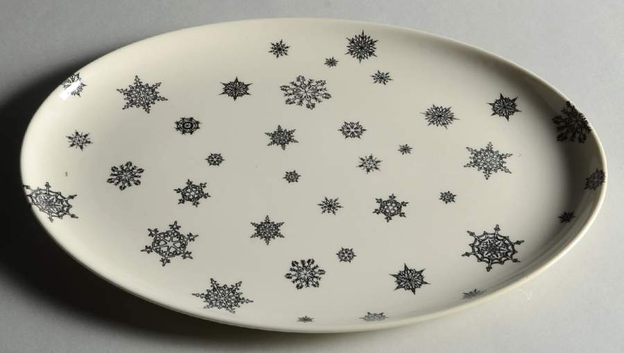 Midnight 13" Oval Serving Platter by Taylor, Smith & Taylor (Ts&T)-1