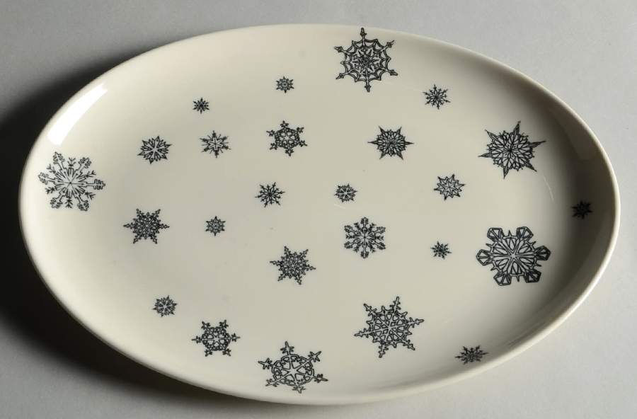 Midnight 11" Oval Serving Platter by Taylor, Smith & Taylor (Ts&T)-1