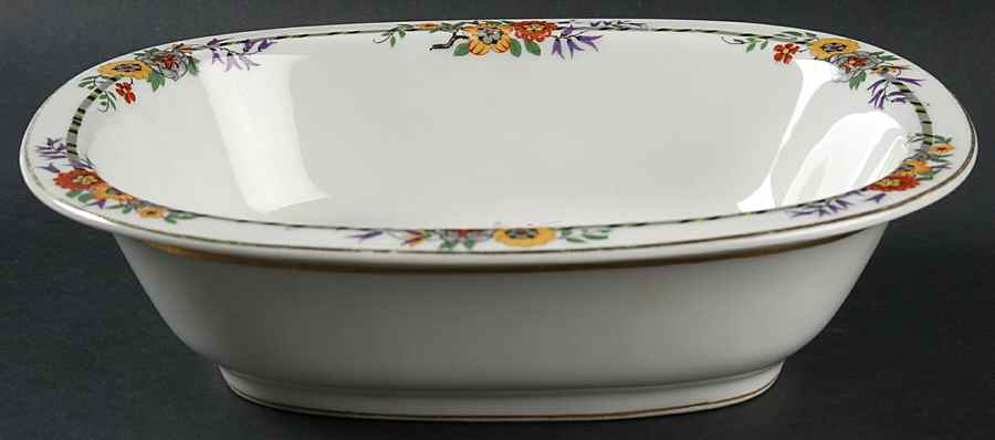 TRV192 9" Oval Vegetable Bowl by Tressemanes & Vogt-1