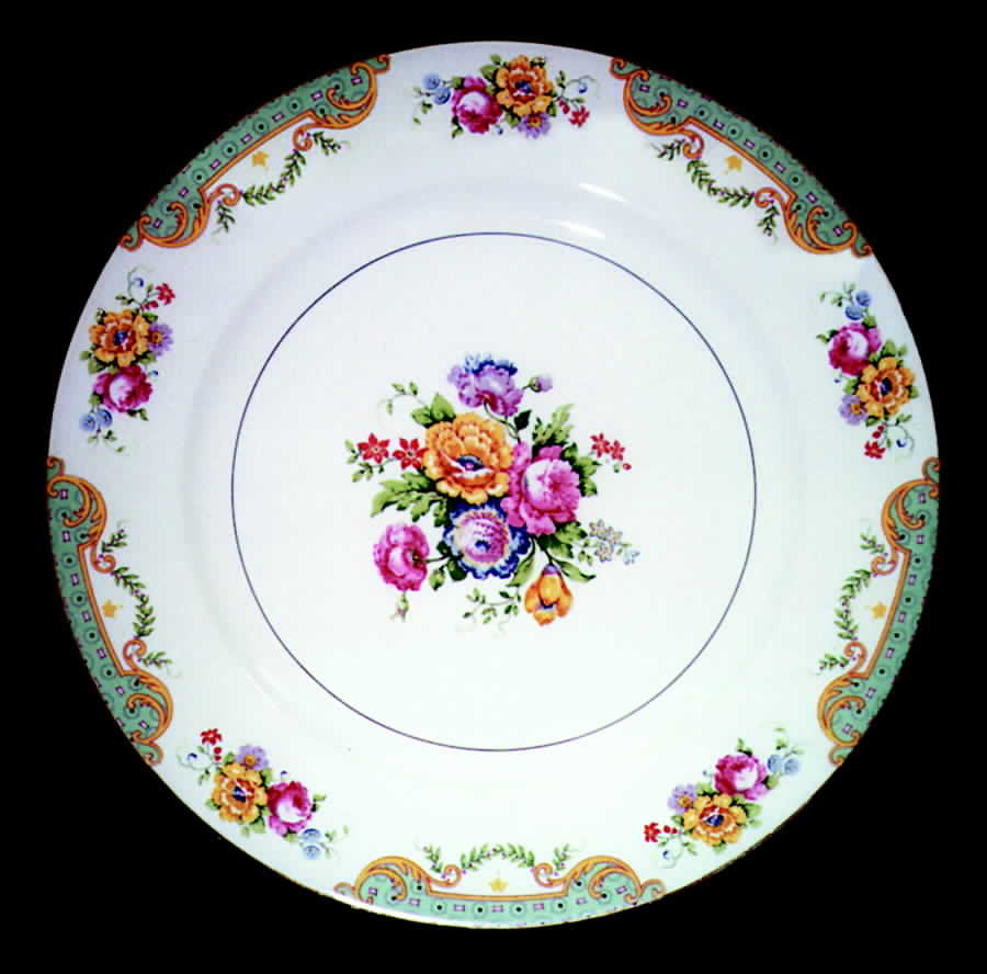 TRV193 Dinner Plate by Tressemanes & Vogt-1