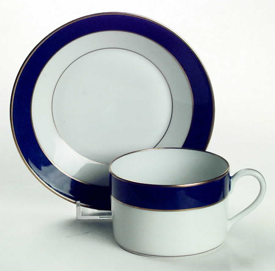 Sana Flat Cup & Saucer Set by Tiffany-1