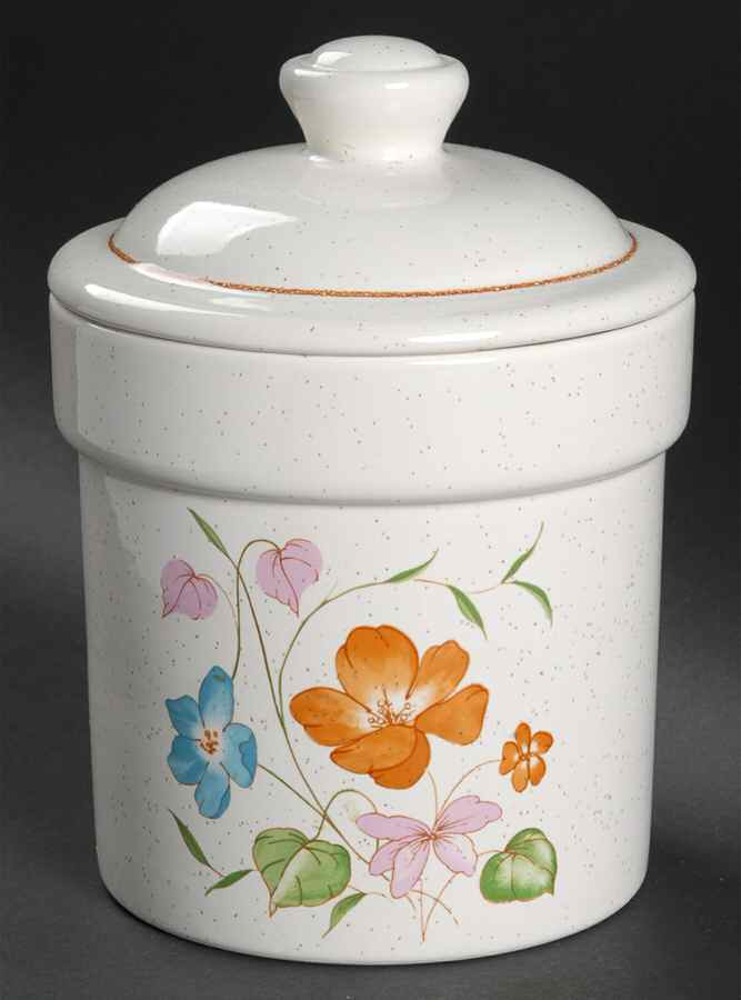 Poppy (Off White Background) Medium Canister & Lid by Treasure Craft-1