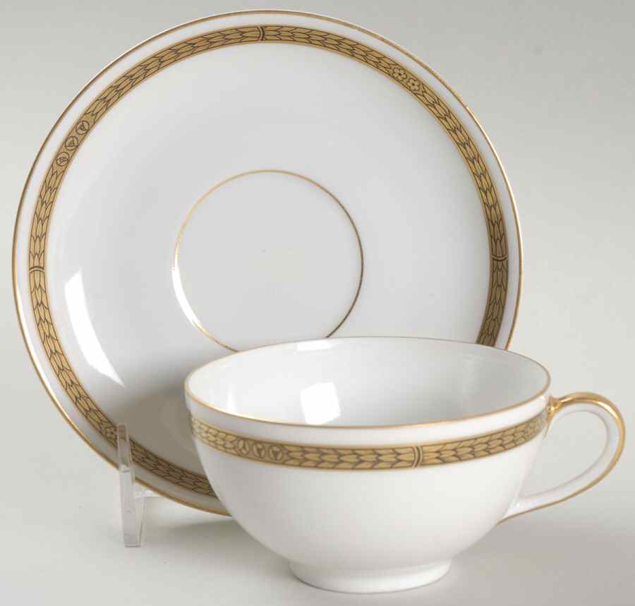 564 Flat Cup & Saucer Set by Thomas-1
