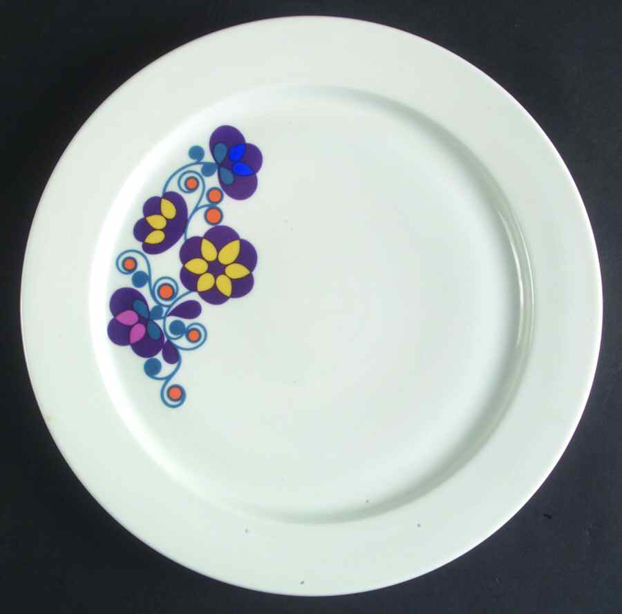 Carolyn Dinner Plate by Thomas-1