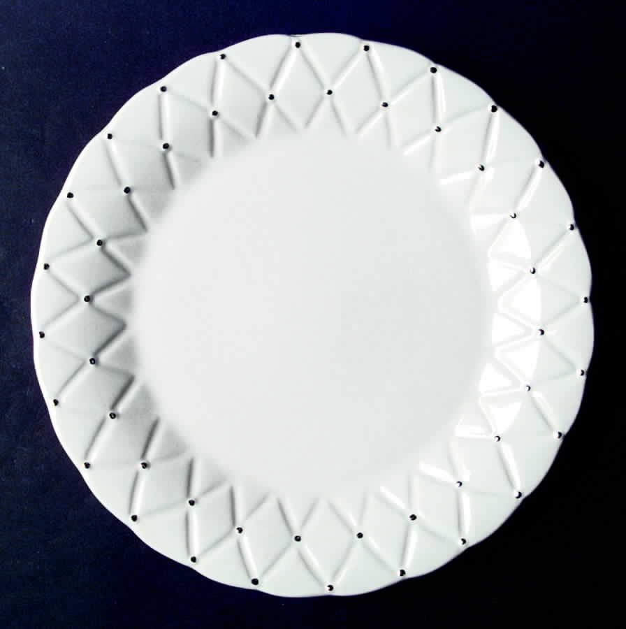 Golden Quilt Dinner Plate by Tabletops Unlimited-1