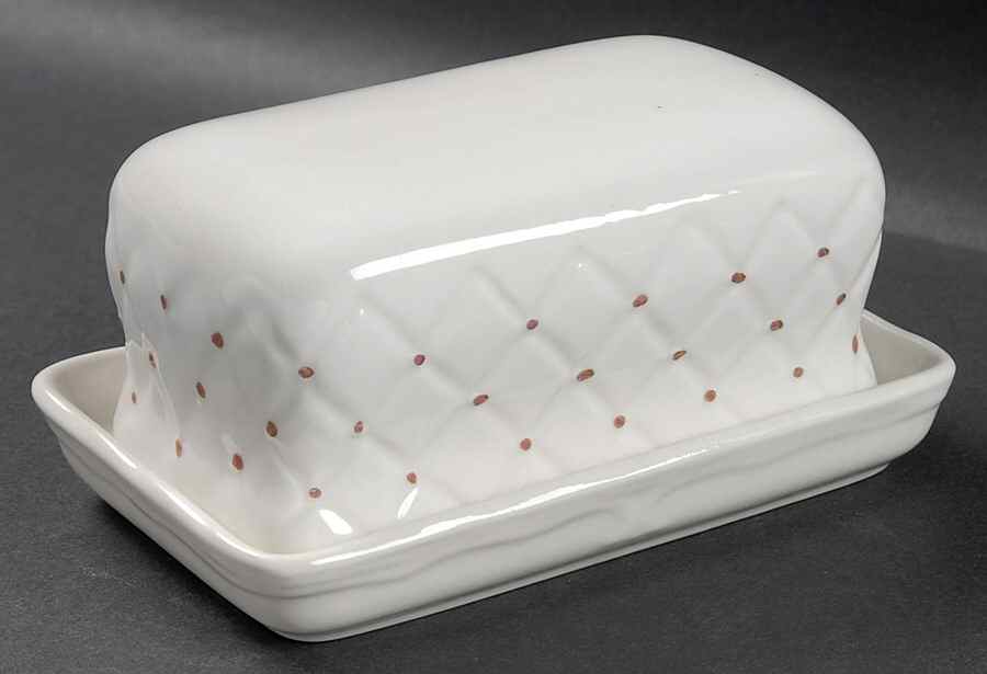 Golden Quilt 1/4 Lb Covered Butter by Tabletops Unlimited-1