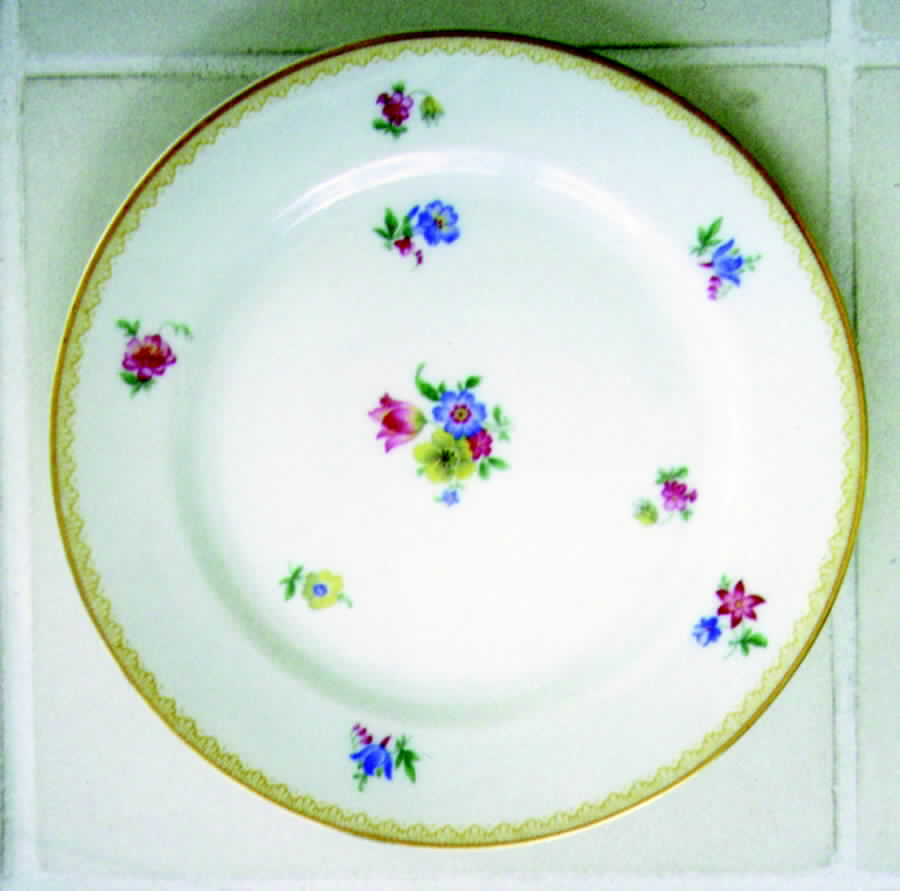 7171 Dinner Plate by Thomas-1
