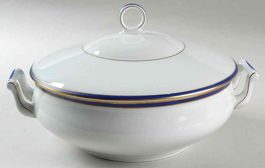 TIC16 Round Covered Vegetable by Tiffany-1