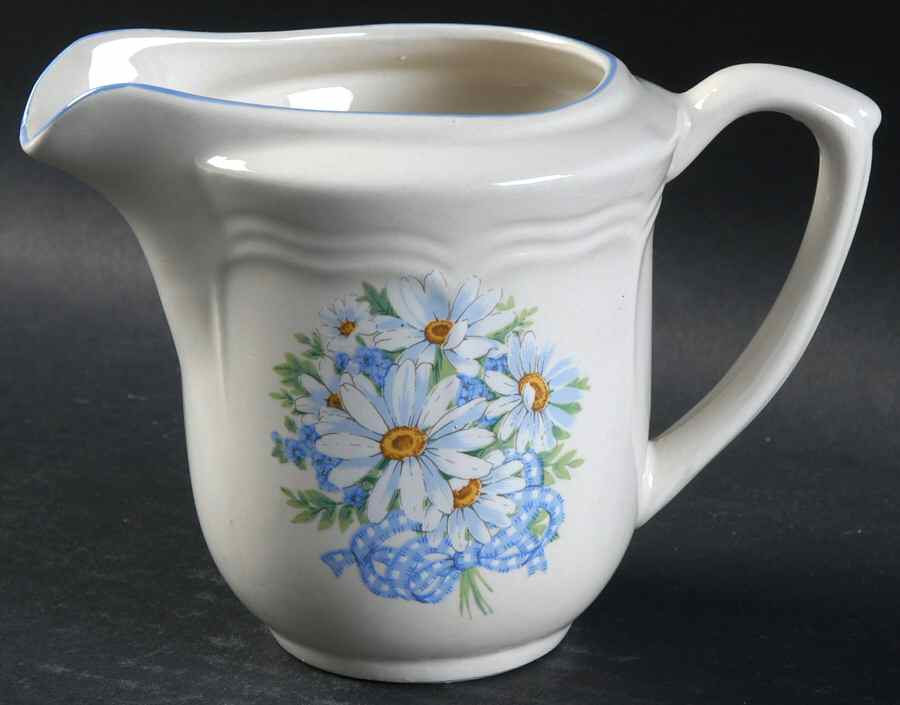 Daisy Bouquet Creamer by Tienshan-1