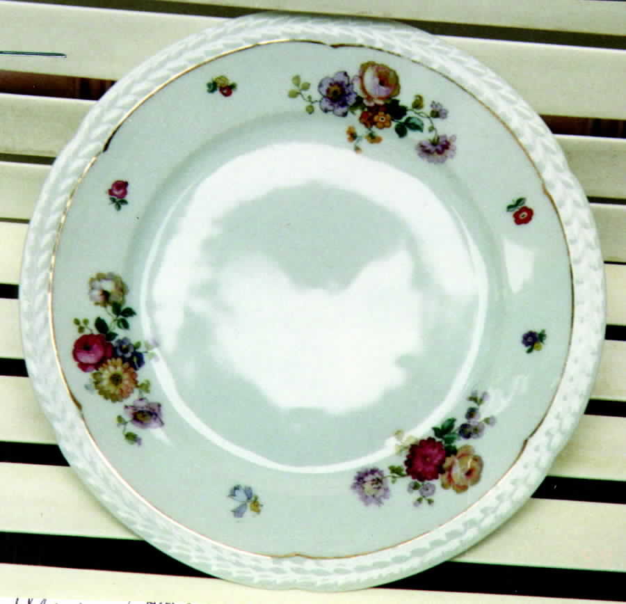 3103 Dinner Plate by Thomas-1