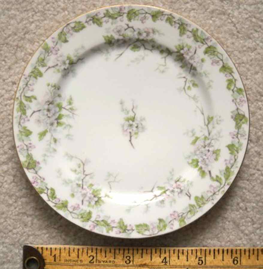 TRV202 Bread & Butter Plate by Tressemanes & Vogt-1